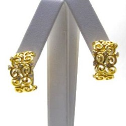 ピアス アラベスクピアス